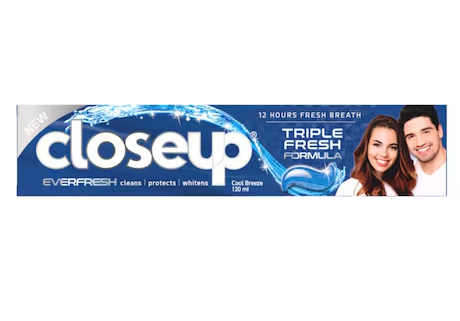 Closeup Triple Fresh Formula Toothpaste Cool Breeze 120ml